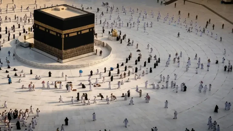 السعودية تطلق خطوة غير مسبوقة في تأشيرات الحج والعمرة بإصدار ‘إقامة مقدسة’ لمدة 90 يوماً متواصلة