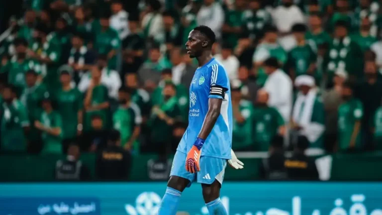 ميندي يفاجئ الجماهير بقرار اعتزاله ويفصح عن علاقته الملهمة ببوفون ومحرز