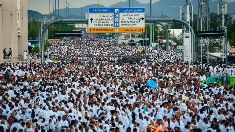 الأوقاف تطلق نظام التأشيرات الإلكترونية للحج… رحلات اليمن الأولى تبدأ في منتصف شهر ذي القعدة!