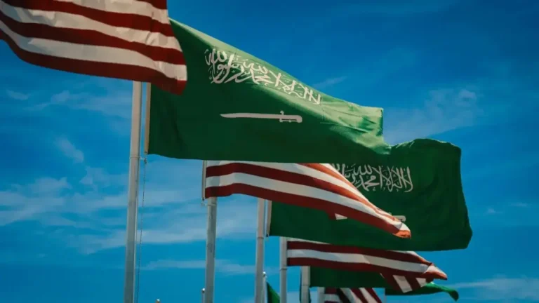 قرار غير متوقع من السفارة الأمريكية يجعل الحج بعد 18 أبريل 2026 تحديًا كبيرًا