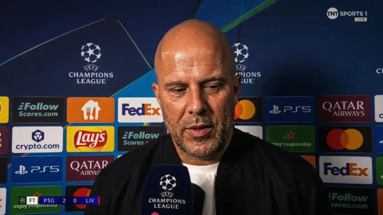 سلوت يكشف الحقائق المثيرة حول استبعاد صلاح من قمة باريس سان جيرمان – تفاصيل صادمة تفتح باب النقاش!