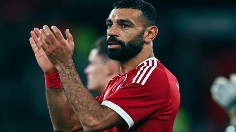 قرار جورجن كلوب المفاجئ بشأن محمد صلاح يثير جدلاً واسعاً حول مستقبله في ليفربول