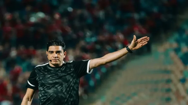 المدير الفني السابق للحكام يكشف خفايا الصراع بين الأهلي والجبلاية ويثير جدل مفاجآت أوسكار رويز