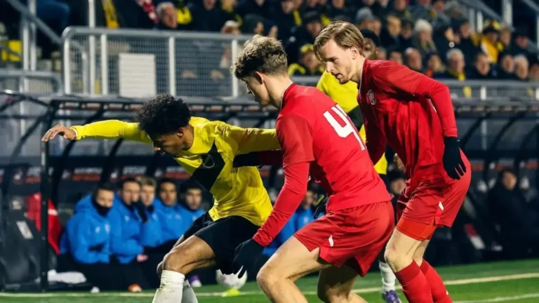 يامال يقدم رسالة قوية لإسبانيول بعد الفوز الساحق 4-1 ويستعد لمواجهة حاسمة في دوري الأبطال