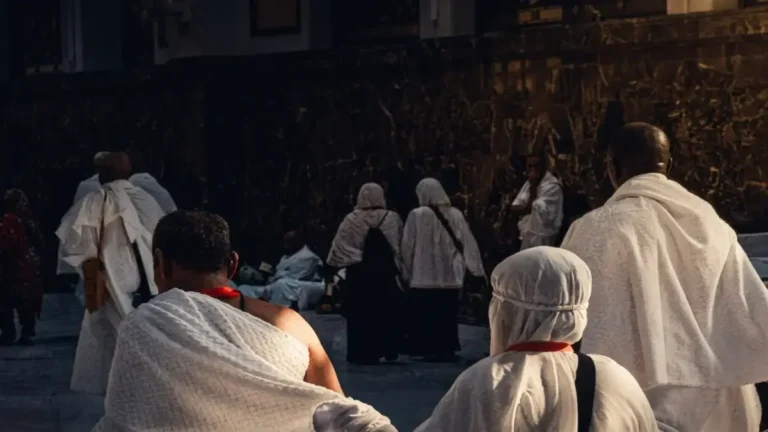 قرار الحج والعمرة يقصر تأشيرات الحج على ثلاثة فقط في 1447 والمخالفون سيتم محاسبتهم قانونياً