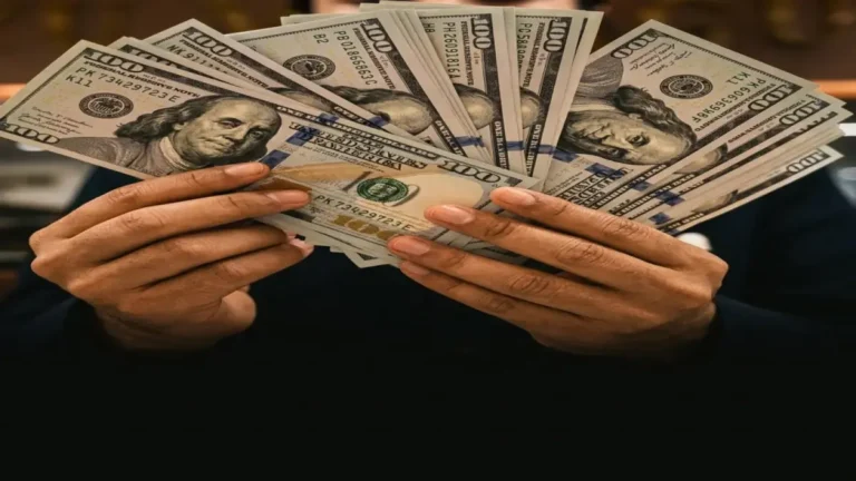 تباين مذهل في أسعار الصرف بين عدن وصنعاء اليوم… الريال السعودي يصل إلى 413 مقابل 140.5!