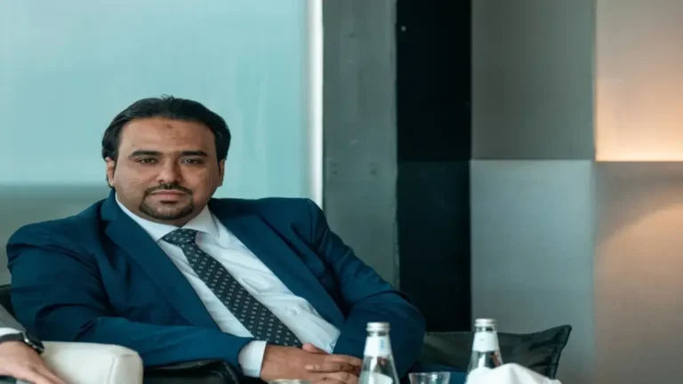 وثيقة رسمية مسربة تكشف عن أسرار الأزمة المالية في اليمن… خطر انهيار الريال خلال أيام يثير القلق