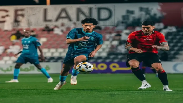 الأهلي حامل اللقب يواجه تحدي جوهور وسط خطة سرية للمدرب الألماني تهز تاريخ كرة القدم الآسيوية