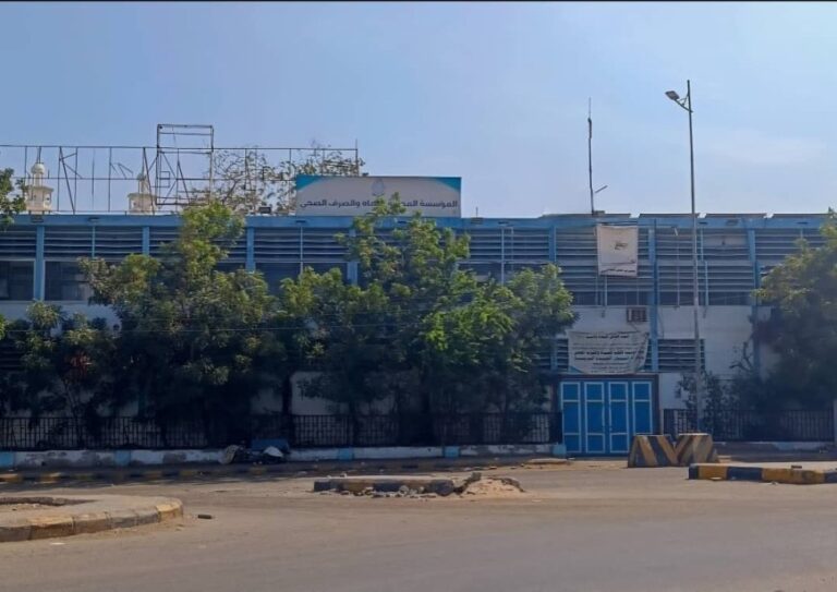 عودة الكهرباء إلى بئر أحمد وناصر بعد انقطاع استمر يومين