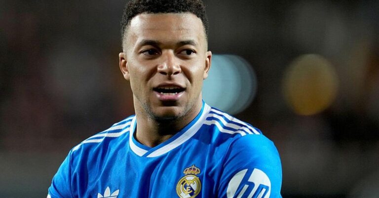 موقف مثير لكليان مبابي مع ريال مدريد وانفلات الأمور بشكل غير متوقع