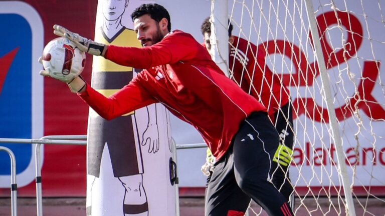 تعيين محمد الشناوي في الأهلي وبيان رسمي حول مغادرته