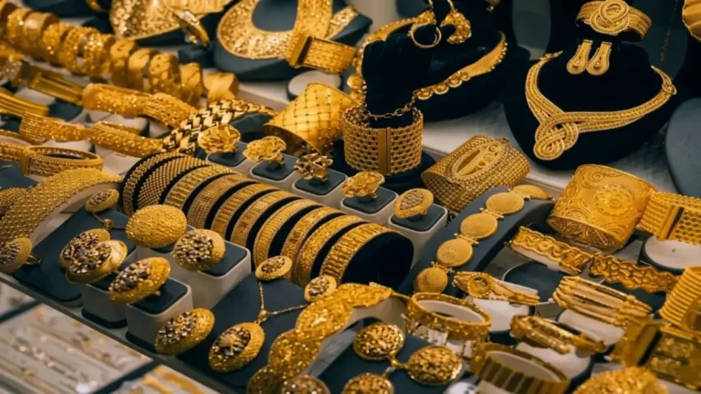 تحذير مهم: استعداد مدخراتك الذهبية للانهيار الوشيك.. كيف تتجاوز ‘الحاجز الذهبي’ 6900 جنيه؟