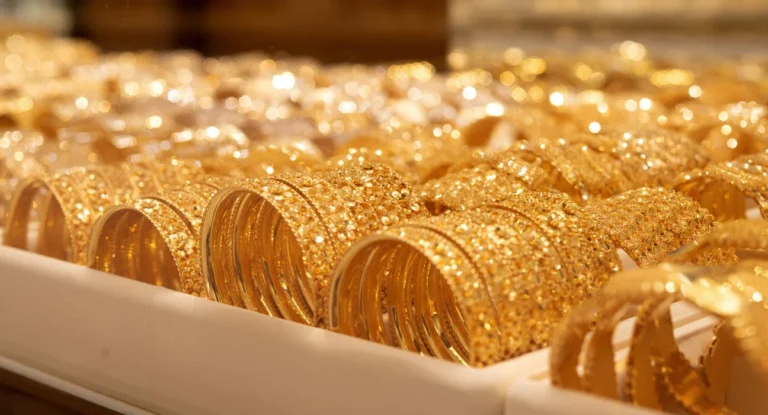 سعر الذهب عيار 21 في مصر يشهد انخفاضًا 40 جنيهًا مع المصنعية الأحد 12 أبريل 2026