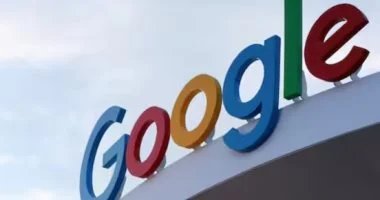 جوجل تحقق إنجازًا جديدًا في تقنية الذكاء الاصطناعي من خلال كشف صورة مزيفة باستخدام ميزة SynthID المتطورة