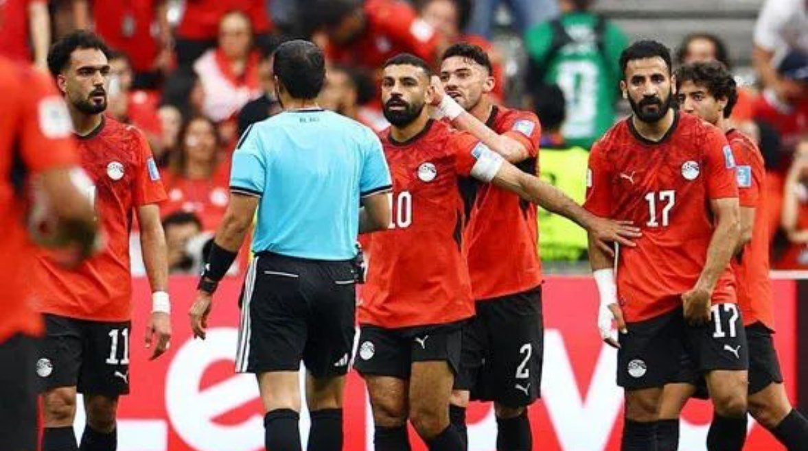 مباراة مصر والأرجنتين في كأس العالم توقيت المباراة والقنوات الناقلة وطقم التحكيم الكامل للقاء المرتقب